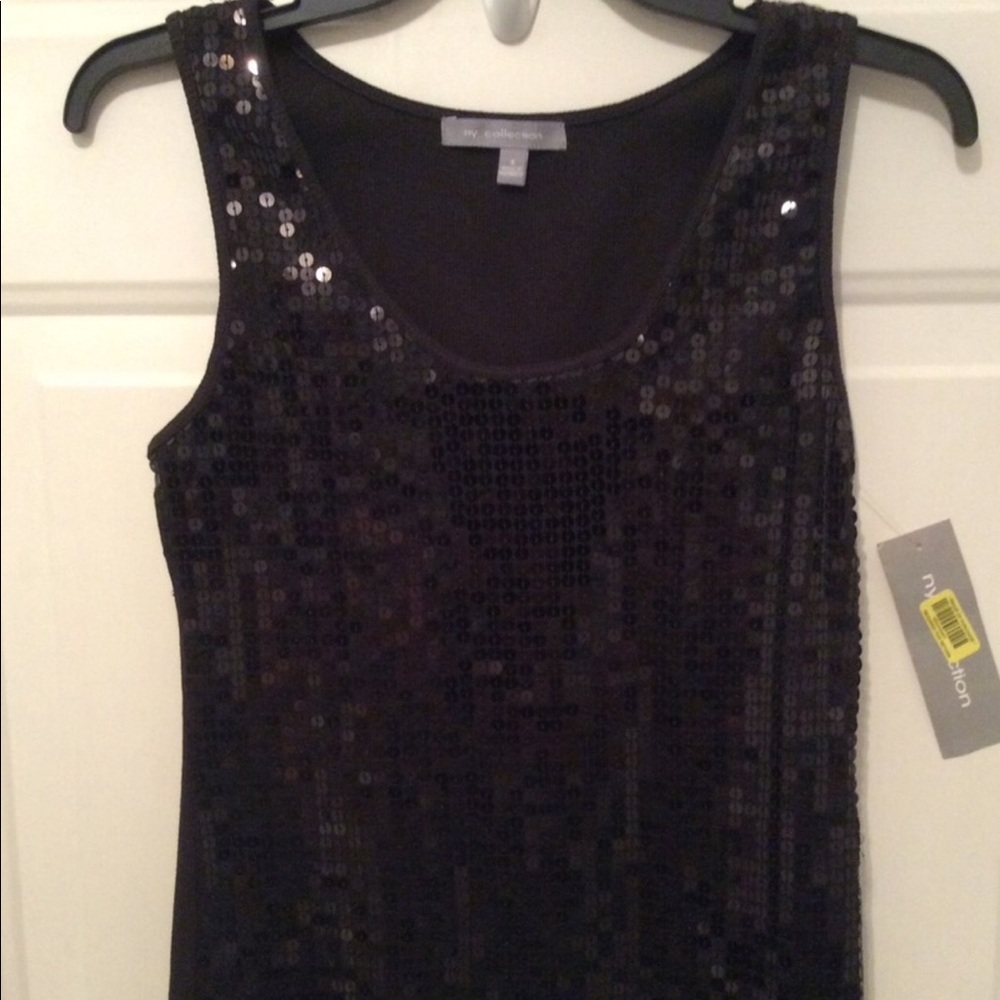 🆕BRAND NEW-MACYS SEQUINED TOP-WEAR IT ANYWHERE